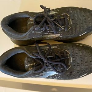 Womens Brooks Ghost 13 in Black Size 9.5W